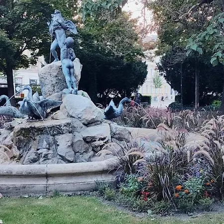 Apartamento Danube Riverside With Quite Workplace