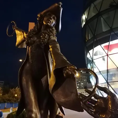 Apartamento Danube Riverside With Quite Workplace *