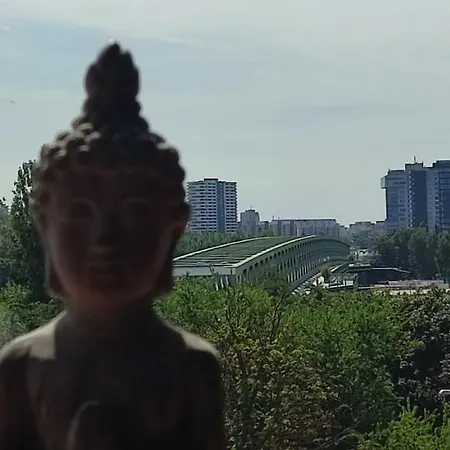 Danube Riverside With Quite Workplace Lägenhet