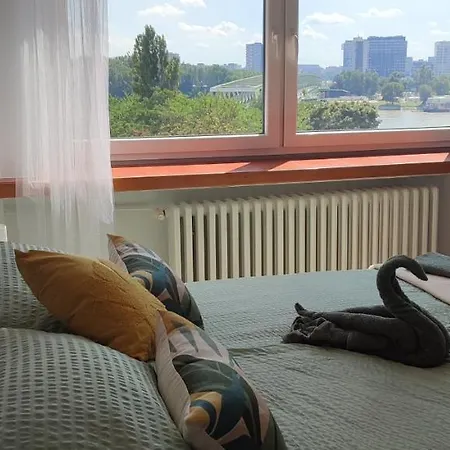 Apartman Danube Riverside With Quite Workplace *